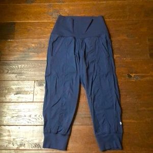 Lululemon crop dance pants